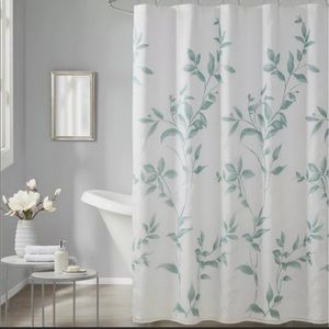 NWT! Madison Park Green Leaf Shower Curtain